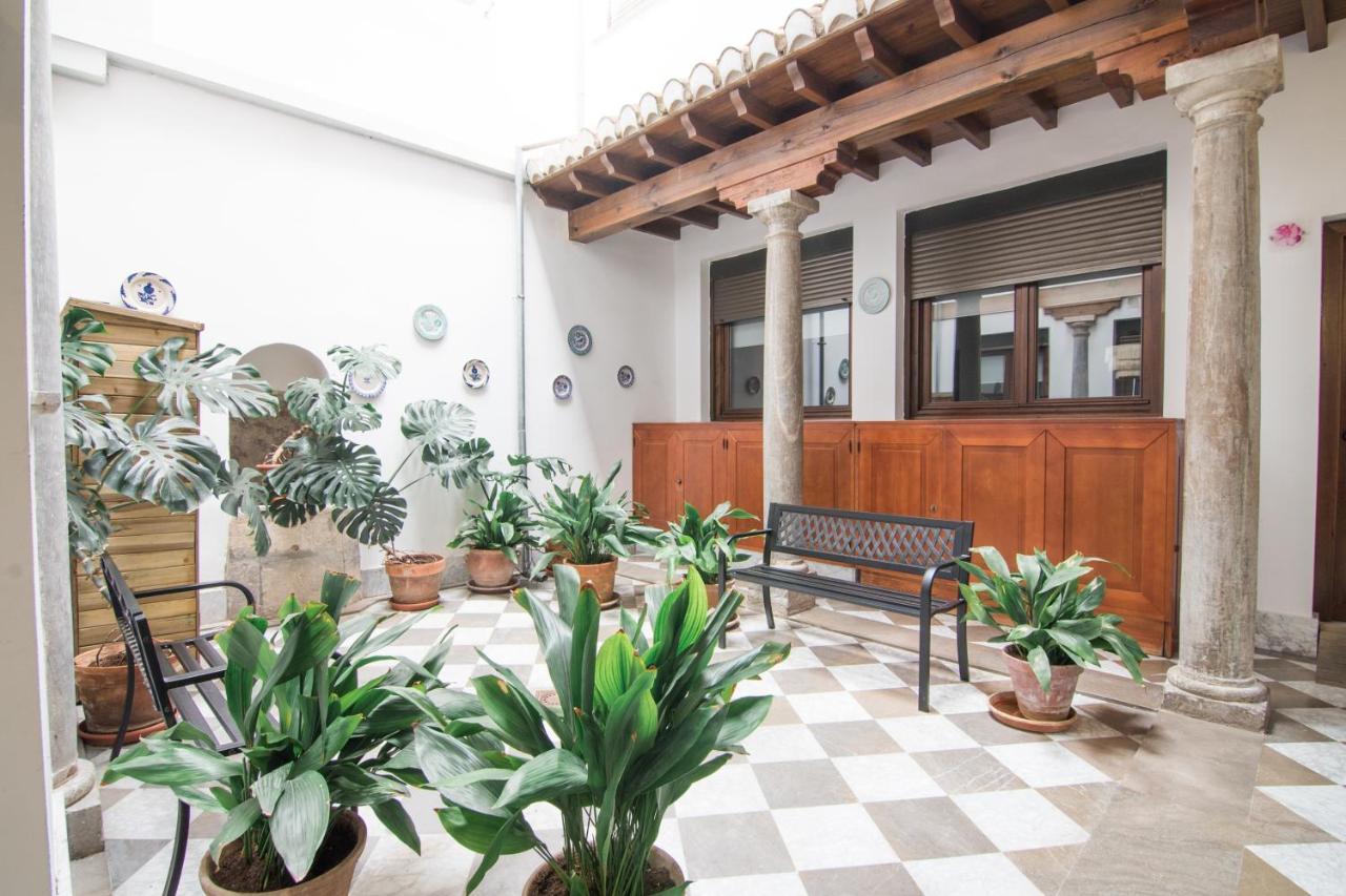Апартаменты Tuguest Plaza De Gracia Гранада Экстерьер фото