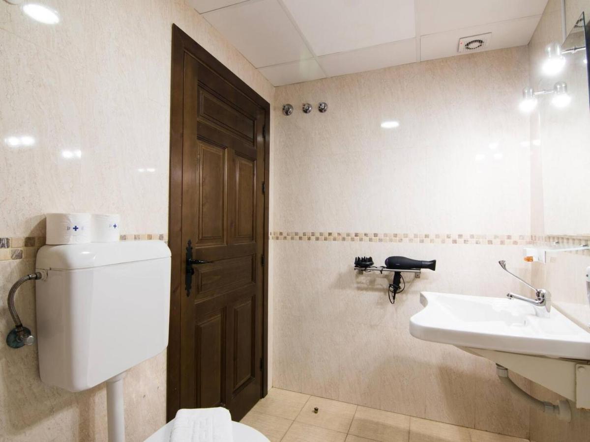 Апартаменты Tuguest Plaza De Gracia Гранада Экстерьер фото