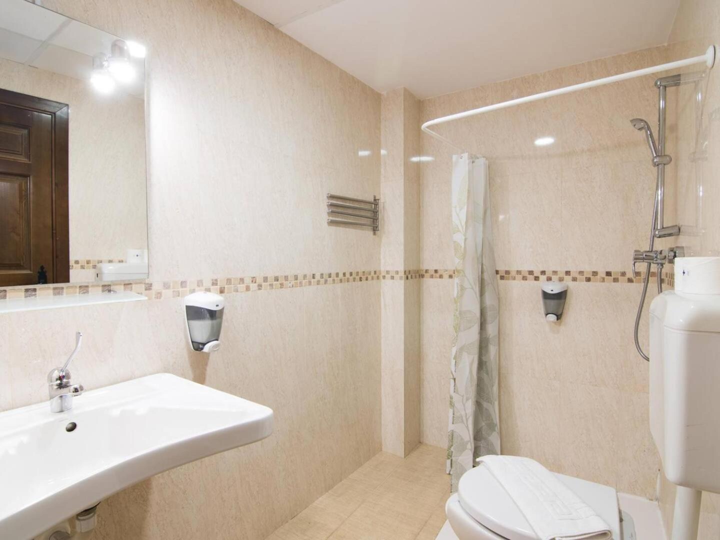 Апартаменты Tuguest Plaza De Gracia Гранада Экстерьер фото