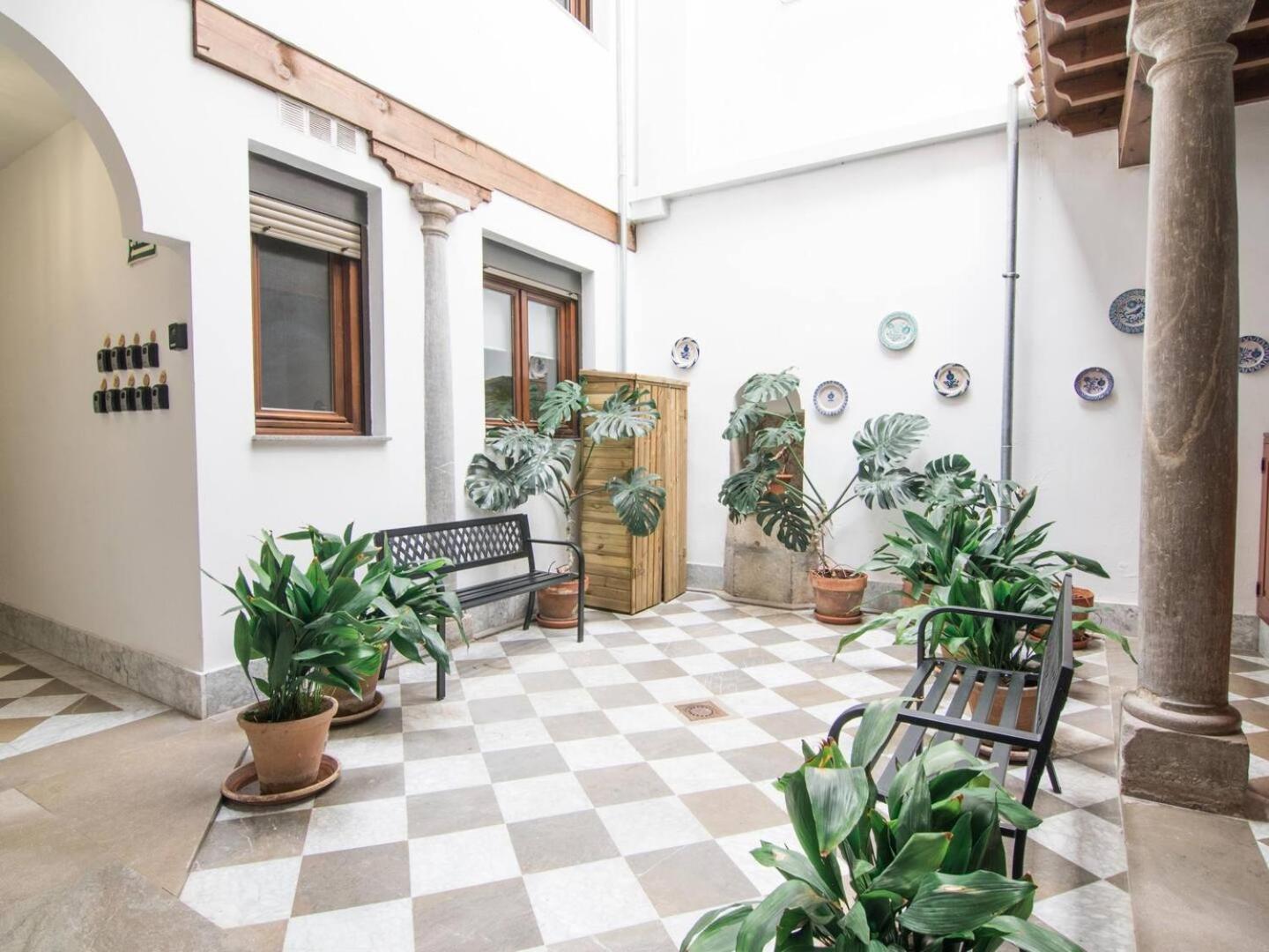 Апартаменты Tuguest Plaza De Gracia Гранада Экстерьер фото